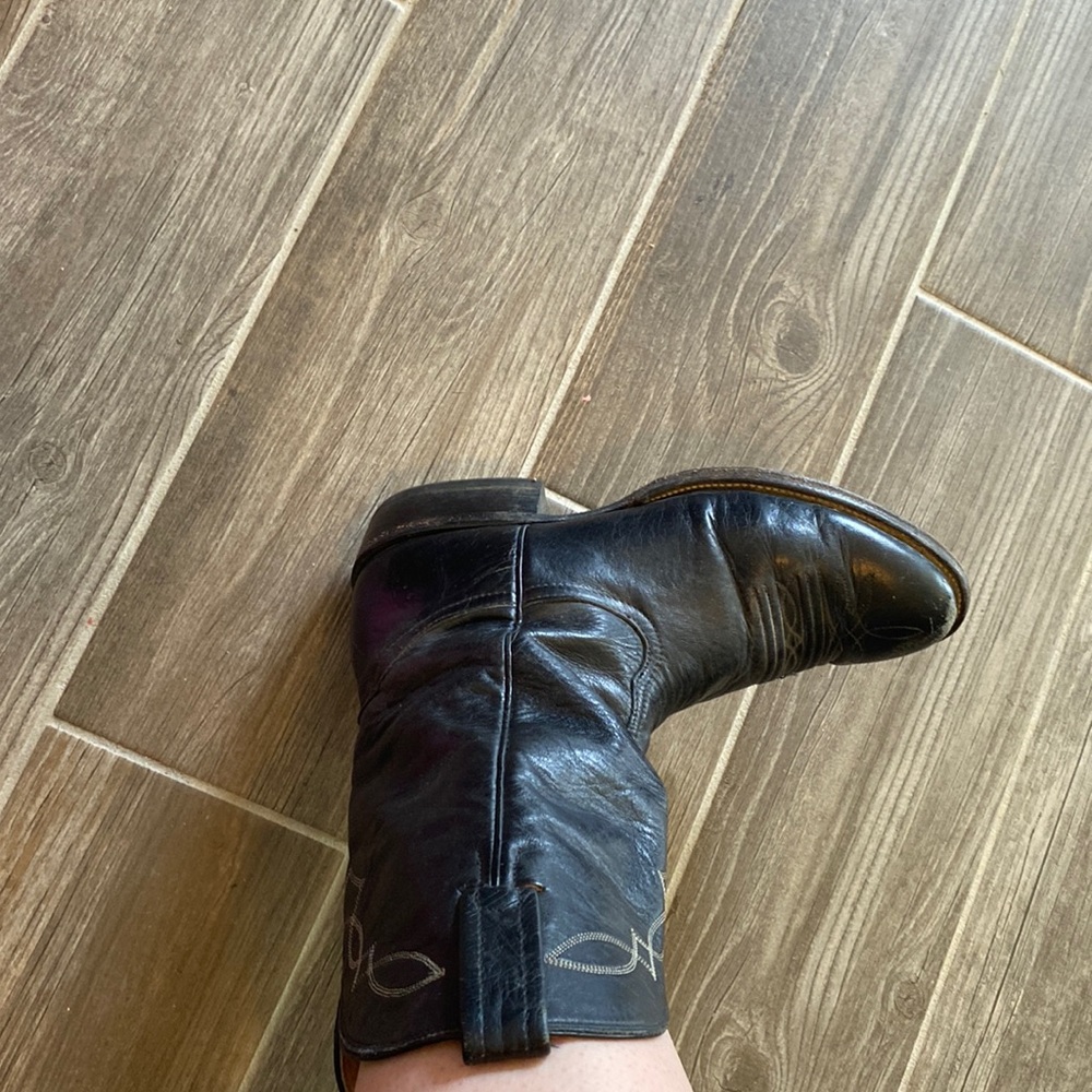 Women’s black cowboy boots